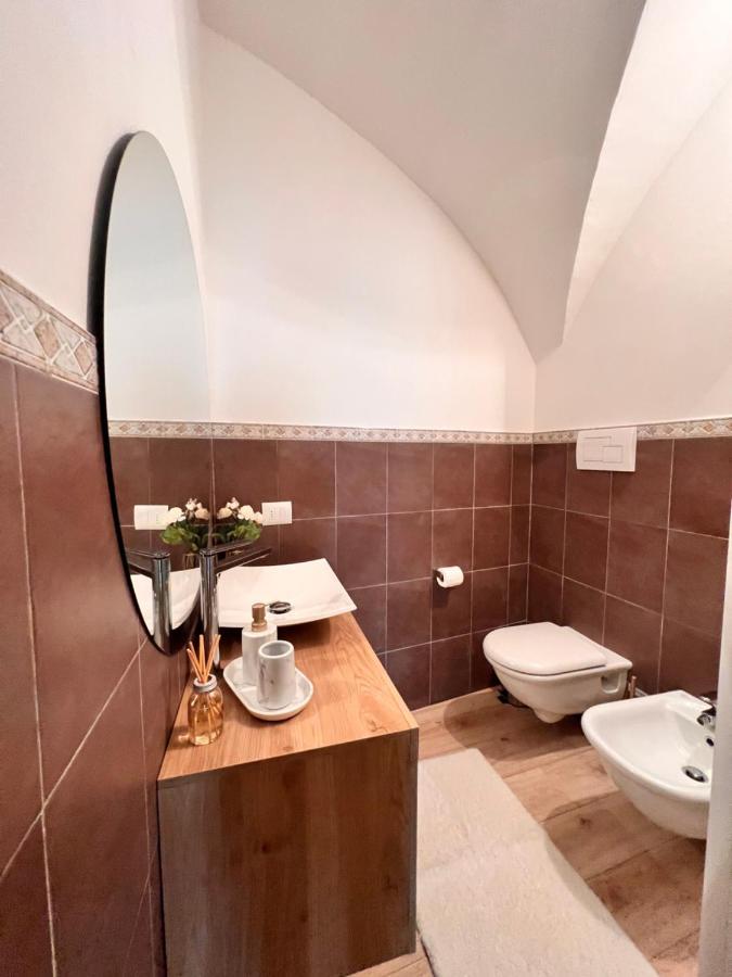 L'Arco Sul Lago • Gold Apartment Castro  Esterno foto