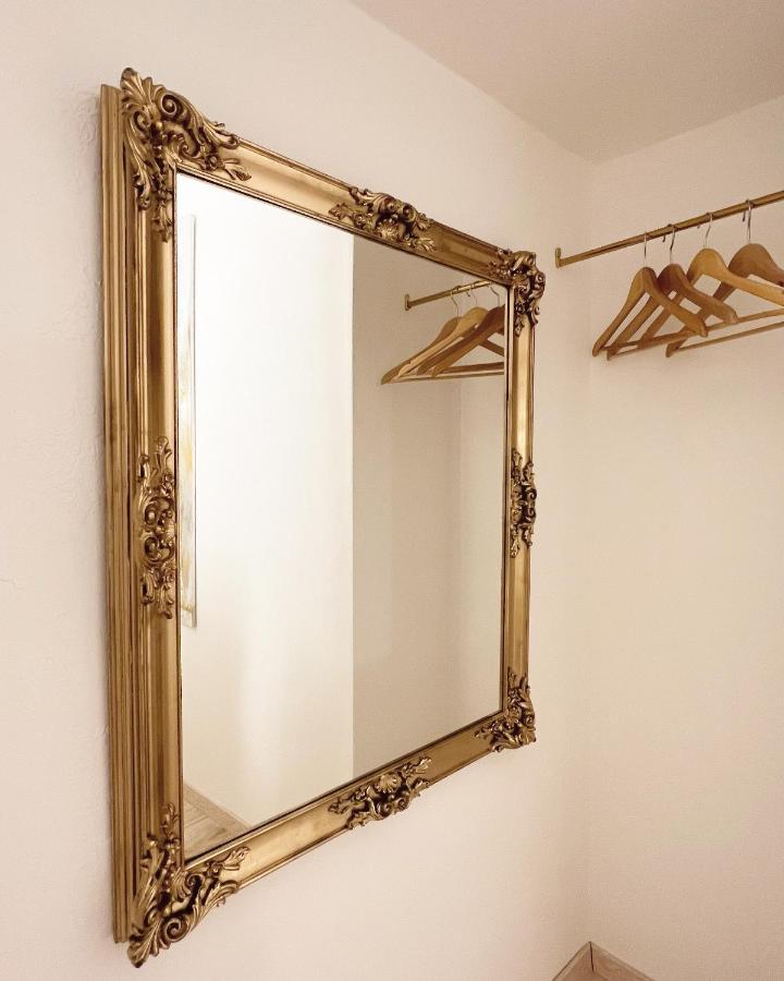 L'Arco Sul Lago • Gold Apartment Castro  Esterno foto